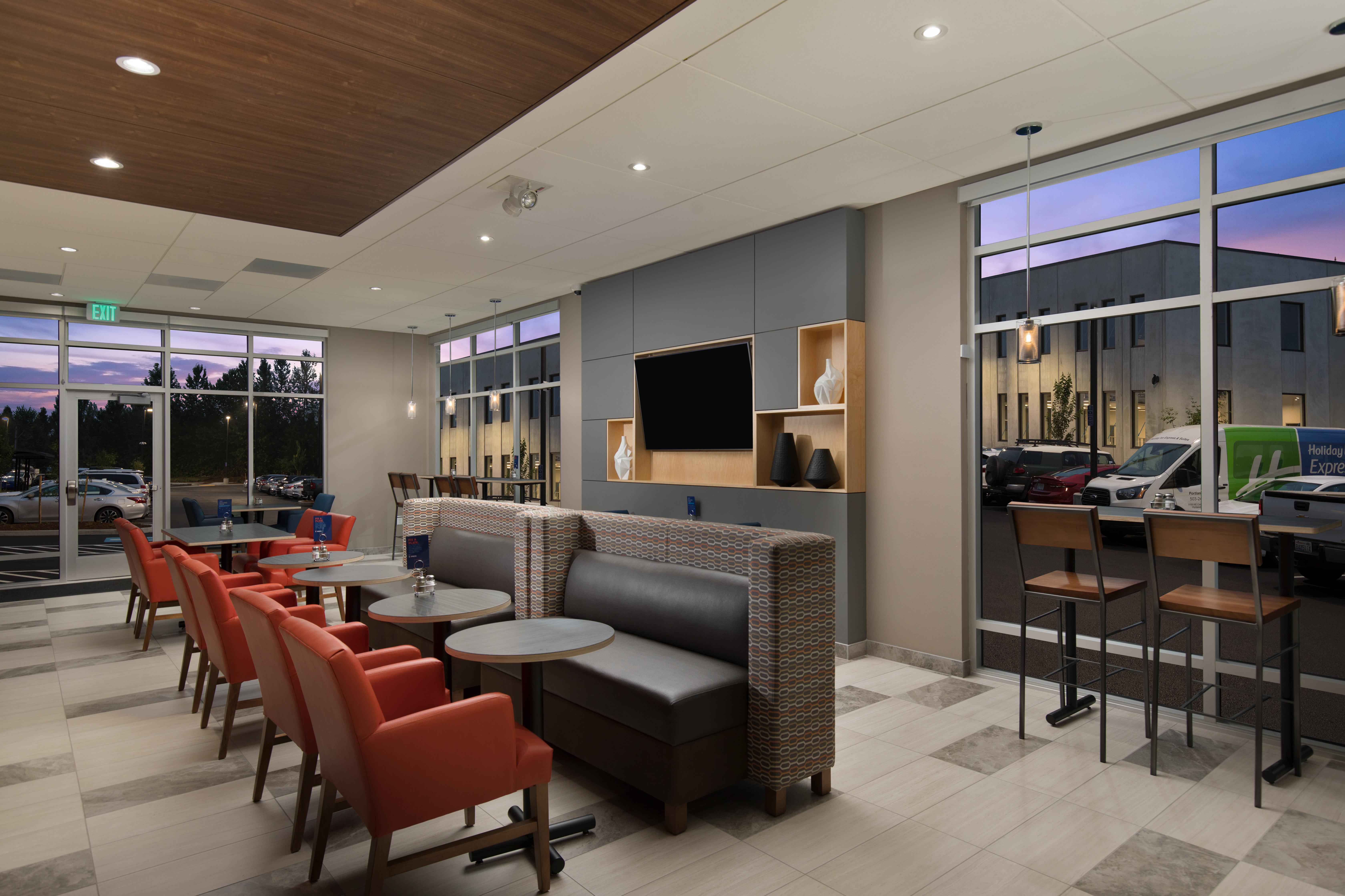 Holiday Inn Express & Suites - Portland Airport - Cascade Stn By Ihg Exterior foto